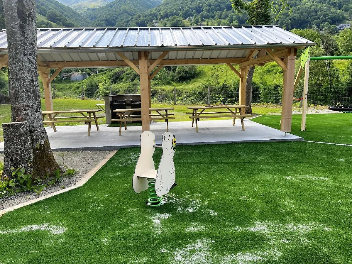 Bungalow Charmant A Cauterets Avec Vue Sur La Montagne צרפת