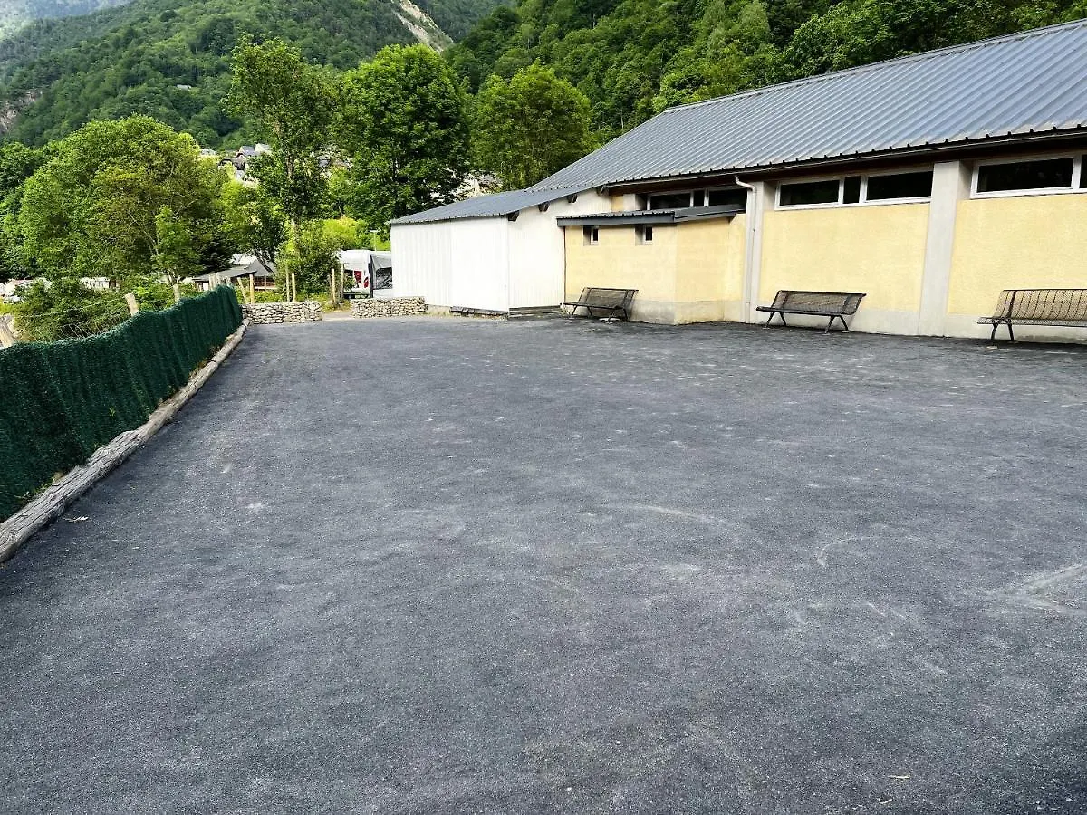 Bungalow Charmant A Cauterets Avec Vue Sur La Montagne בית נופש