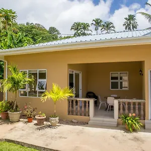 Beau Bassin Appartement Baie Lazare (Mahe)