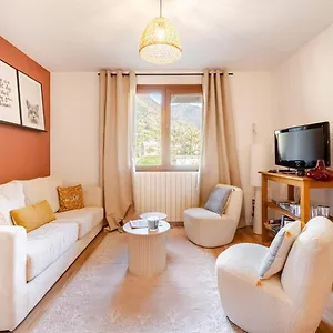 Au Centre Cosy Et Neuf Proche Station Parking Terasse Appartement Taninges
