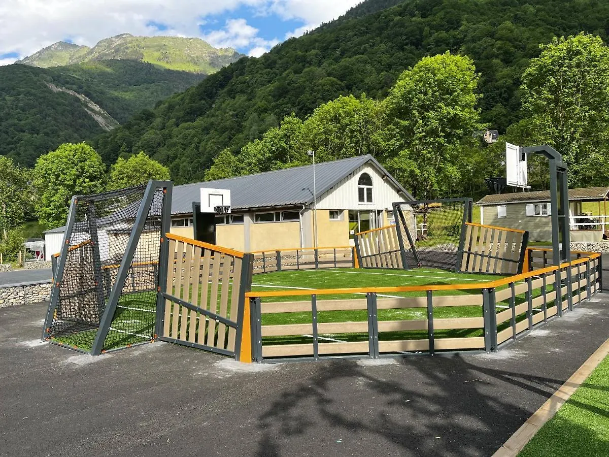 Bungalow de 2 chambres avec jardin amenage et wifi a Cauterets 0*,  France